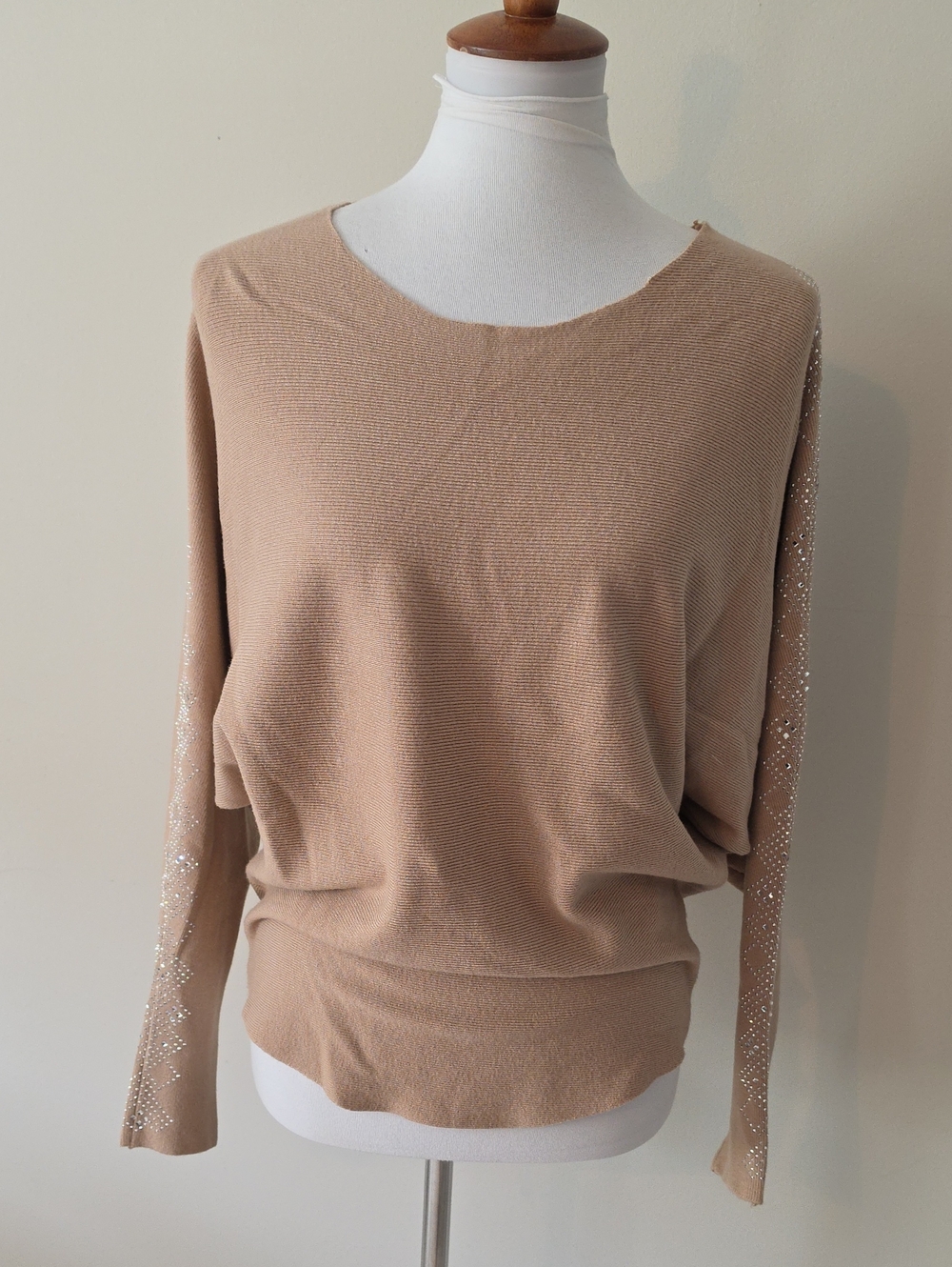 Luxury Fashion Embellished Butterfly Motif Sweater in Camel